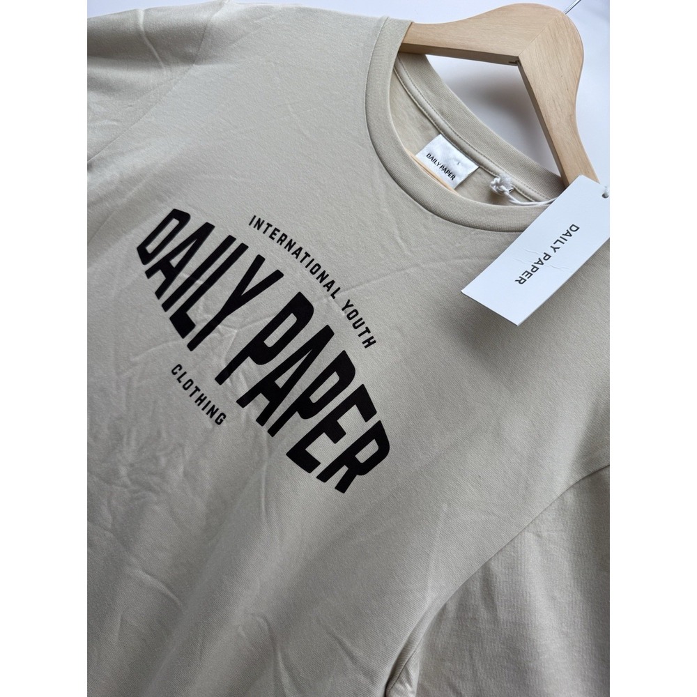 Daily Paper Mens M Youth Tee Overcast Beige Logo T-Shirt NWT